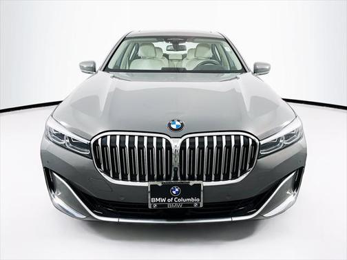 2022 BMW 750 i xDrive