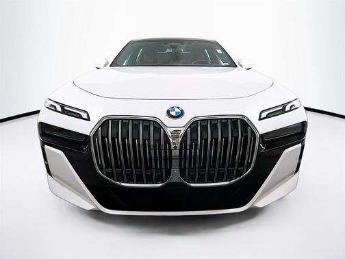 2024 BMW 760 xDrive