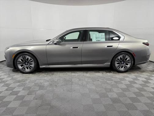 2025 BMW i7 eDrive50