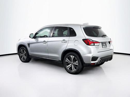 Alloy Silver Metallic 2020 Mitsubishi Outlander Sport SE