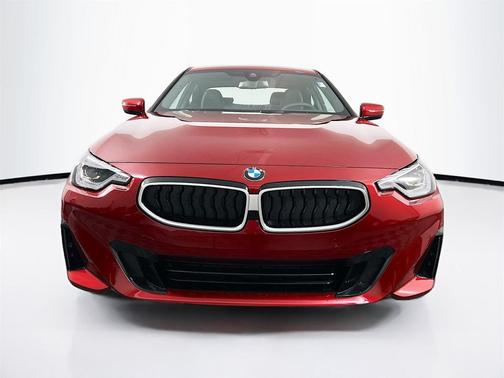 2025 BMW 230 i xDrive