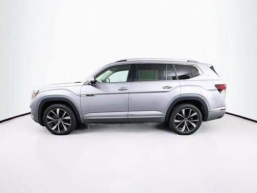 Silver Mist Metallic 2024 Volkswagen Atlas 2.0T SEL Premium R-Line 4MOTION