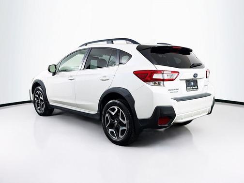 Crystal White Pearl 2018 Subaru Crosstrek 2.0i Limited