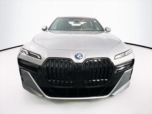 2025 BMW i7 xDrive60