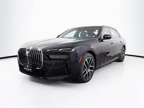 2025 BMW 740 xDrive