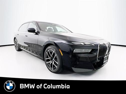 2025 BMW 740 i xDrive