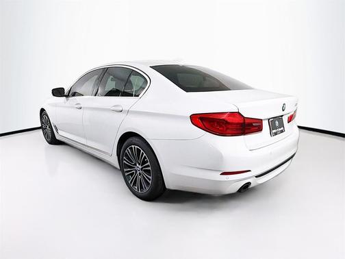 2020 BMW 530 i