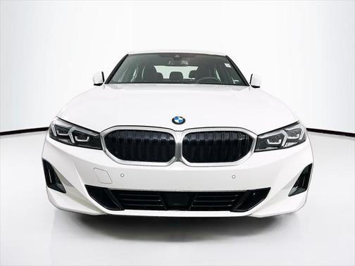 2025 BMW 330 i