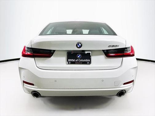 2025 BMW 330 i