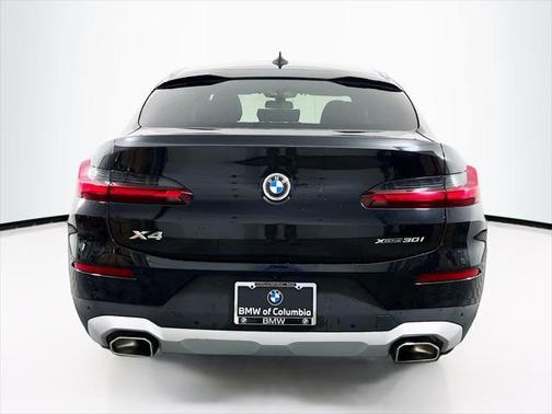2024 BMW X4 xDrive30i