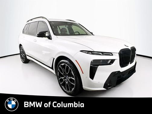 2025 BMW X7 M60i