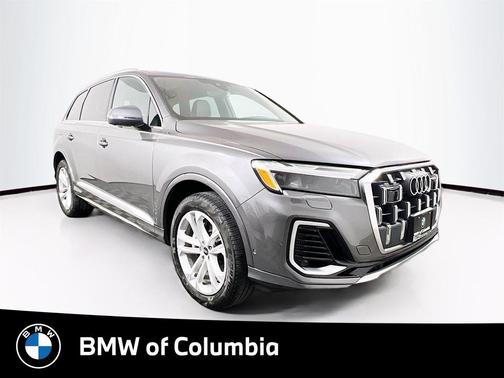 2025 Audi Q7 55 Premium Plus