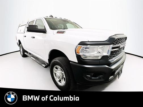 2020 RAM 2500 Tradesman Crew Cab 4X4 6'4' Box