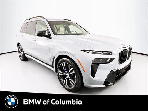 2025 BMW X7 M60i