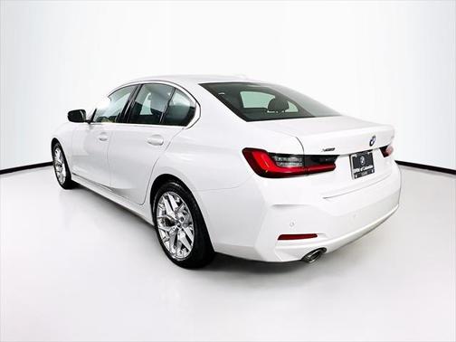 2025 BMW 330 i xDrive