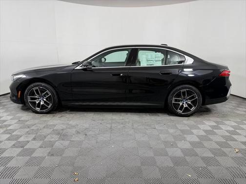 2025 BMW i5 xDrive40