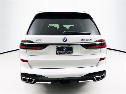 2026 BMW X7 M60i