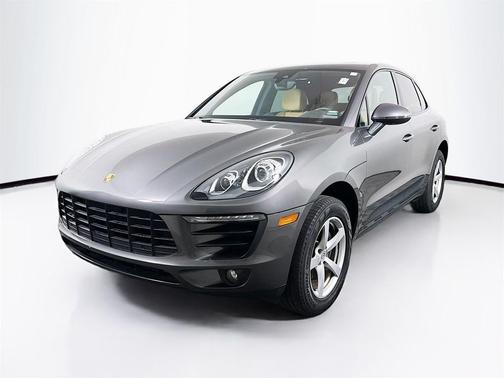 2017 Porsche Macan Base