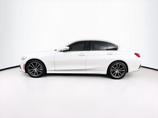 2021 BMW 330 i