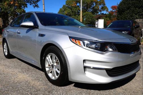 2017 Kia Optima LX