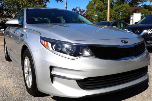 2017 Kia Optima LX