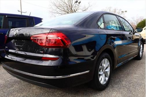 2018 Volkswagen Passat 2.0T S