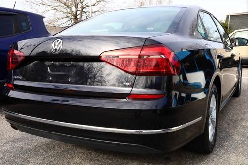 2018 Volkswagen Passat 2.0T S