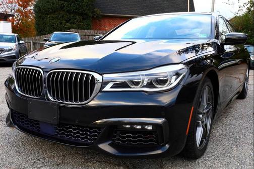 2016 BMW 750 i xDrive