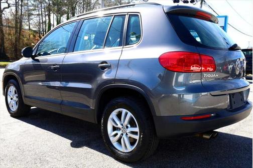 2016 Volkswagen Tiguan SE