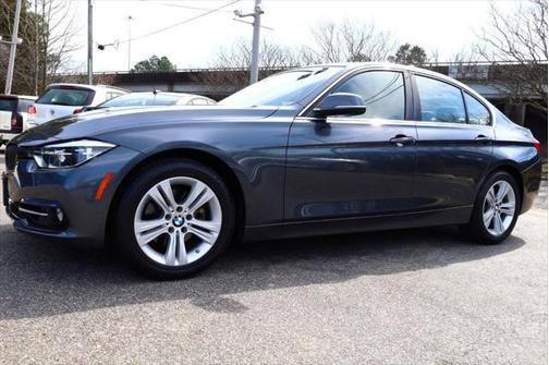 2017 BMW 330 i xDrive