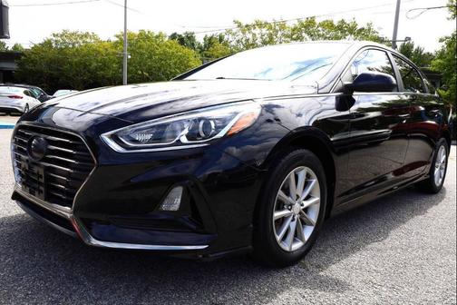 2018 Hyundai SONATA SE