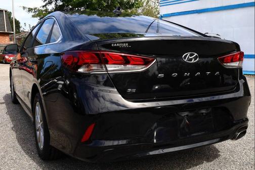 2018 Hyundai SONATA SE
