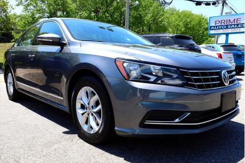 2017 Volkswagen Passat 1.8T S