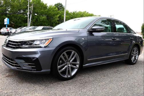 2017 Volkswagen Passat 1.8T R-Line w/Comfort