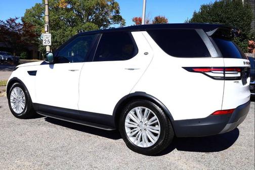 2020 Land Rover Discovery SE