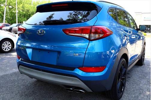 2017 Hyundai TUCSON Night