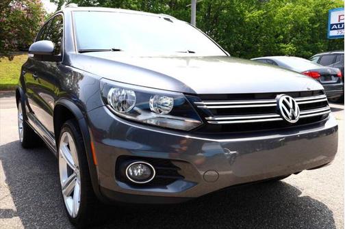 2016 Volkswagen Tiguan R-Line