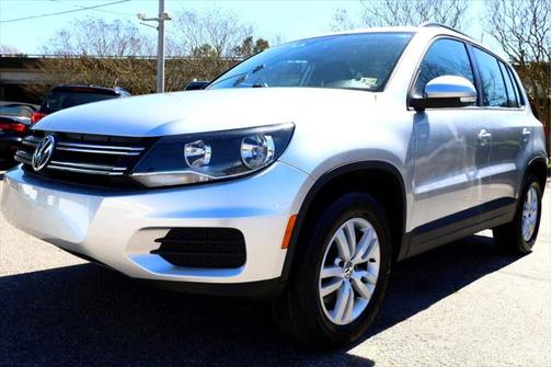 2016 Volkswagen Tiguan SE