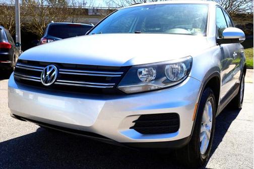 2016 Volkswagen Tiguan SE