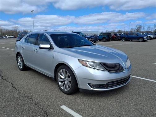 2015 Lincoln MKS Base