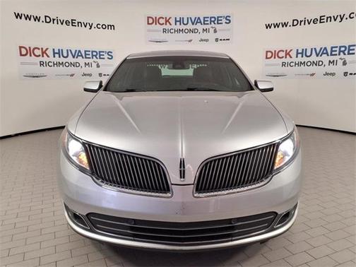2015 Lincoln MKS Base