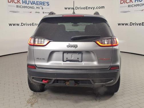 2020 Jeep Cherokee Trailhawk