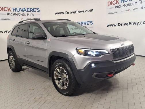 2020 Jeep Cherokee Trailhawk