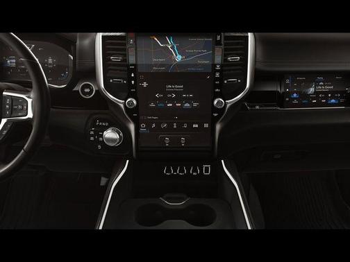Diamond Black Crystal Pearlcoat 2026 RAM 1500 Laramie