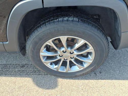 2020 Jeep Cherokee Latitude Lux