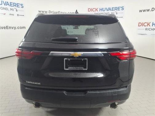 2022 Chevrolet Traverse LS