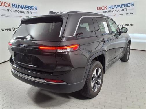2023 Jeep Grand Cherokee 4xe Base