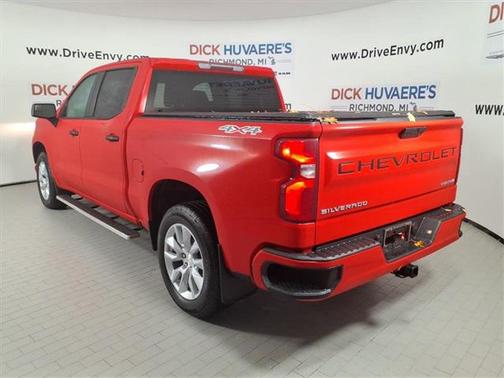 2021 Chevrolet Silverado 1500 Custom