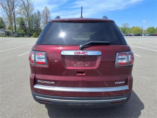 2016 GMC Acadia SLE-2
