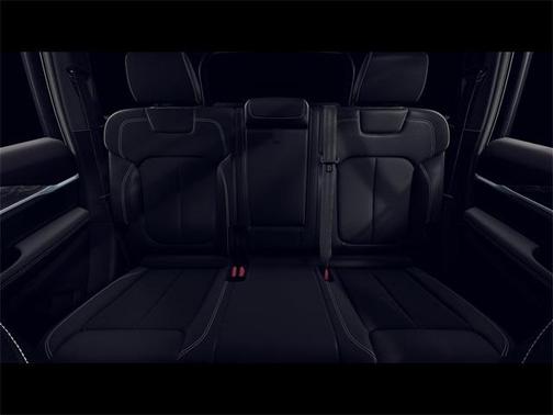 2026 Jeep Grand Cherokee Altitude